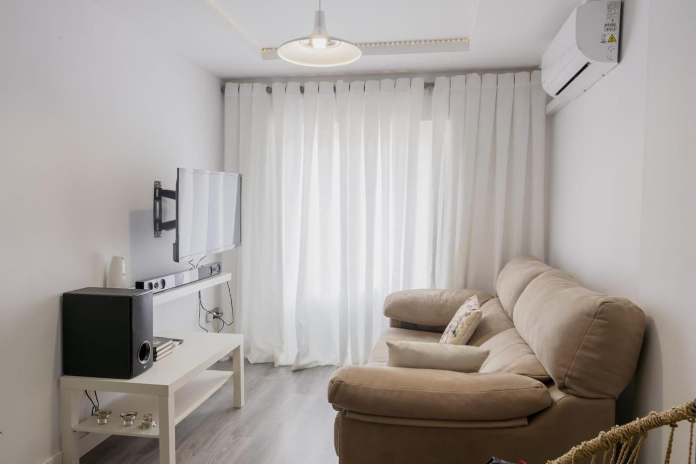 Apartamento Cerca Del Pilar Zaragoza Exterior photo